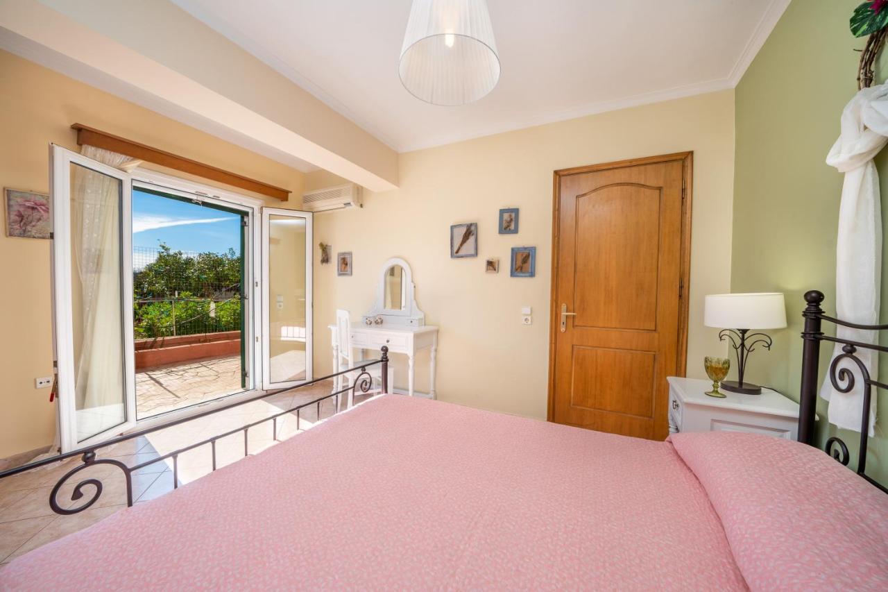 Artemis Superb 2 Bedroom Apartment 700 M Away From The Beach Minia Exterior photo