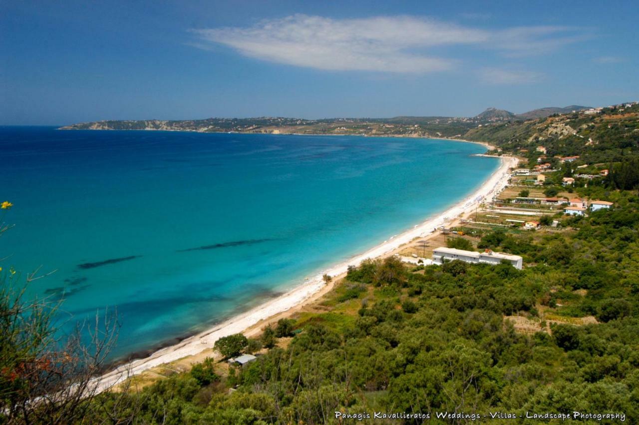 Artemis Superb 2 Bedroom Apartment 700 M Away From The Beach Minia Exterior photo